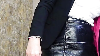 HANDFINDOM27JULY.mp4